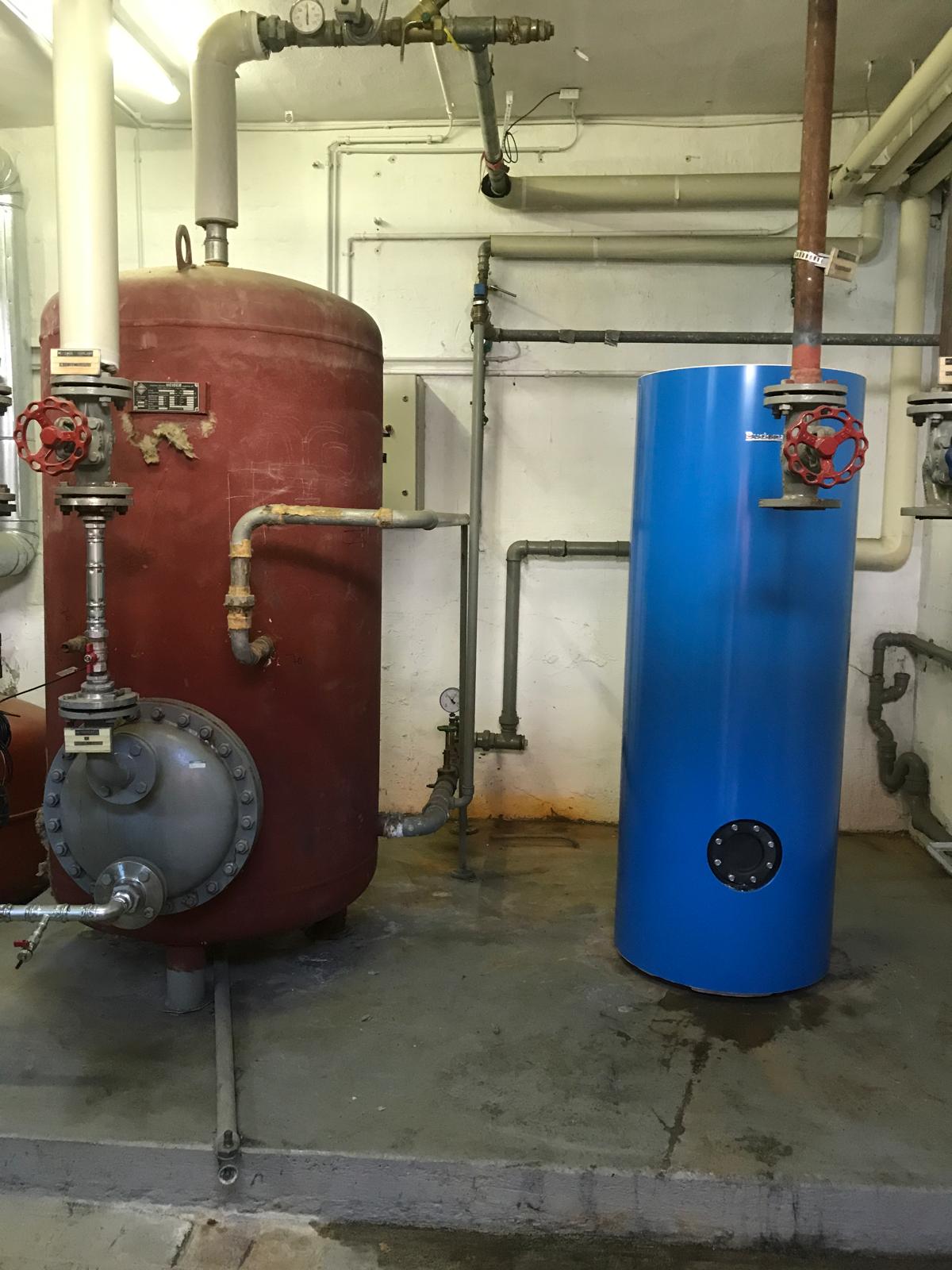 Erneuerter Warmwasserspeicher